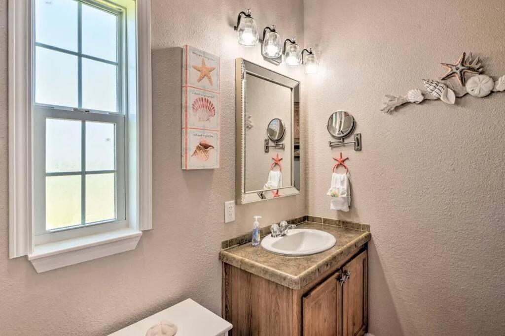 Coastal Heaven - Crystal Beach Relaxing Beach Home Bolivar Peninsula Экстерьер фото